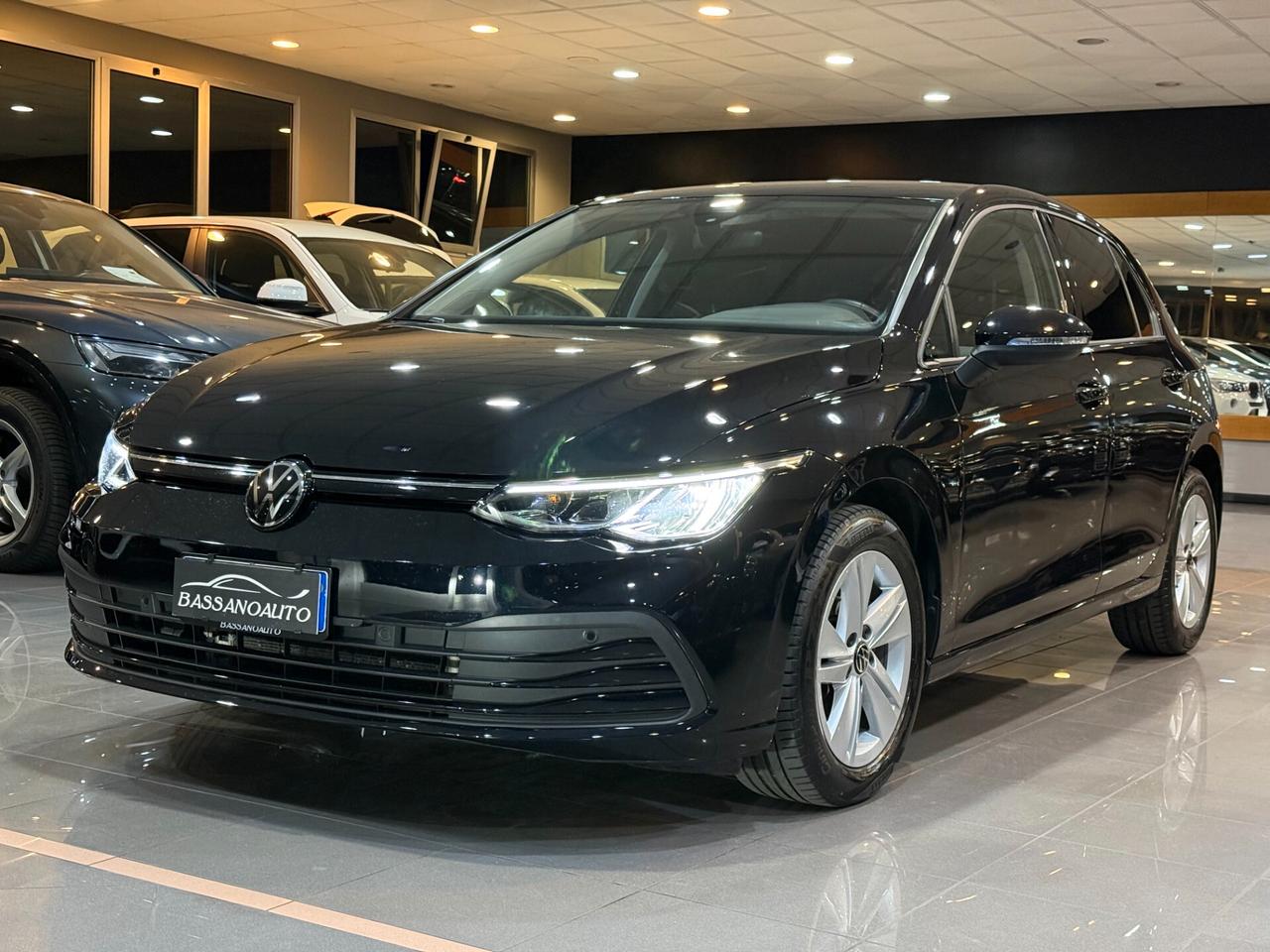 Volkswagen Golf VIII 2023 2.0 tdi Life 115cv dsg