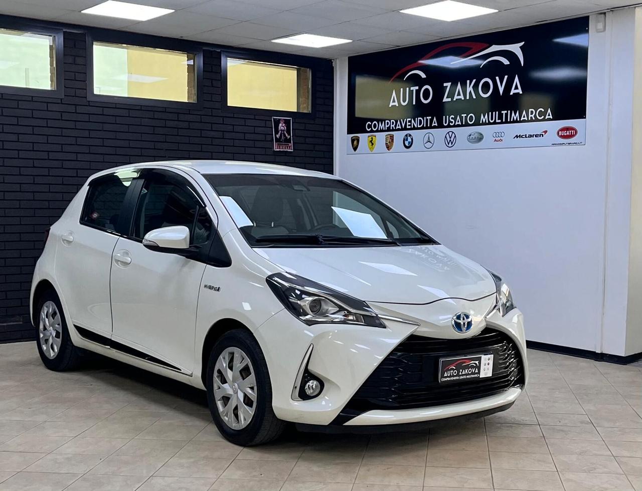 Toyota Yaris 1.5 Hybrid 5 porte Cool