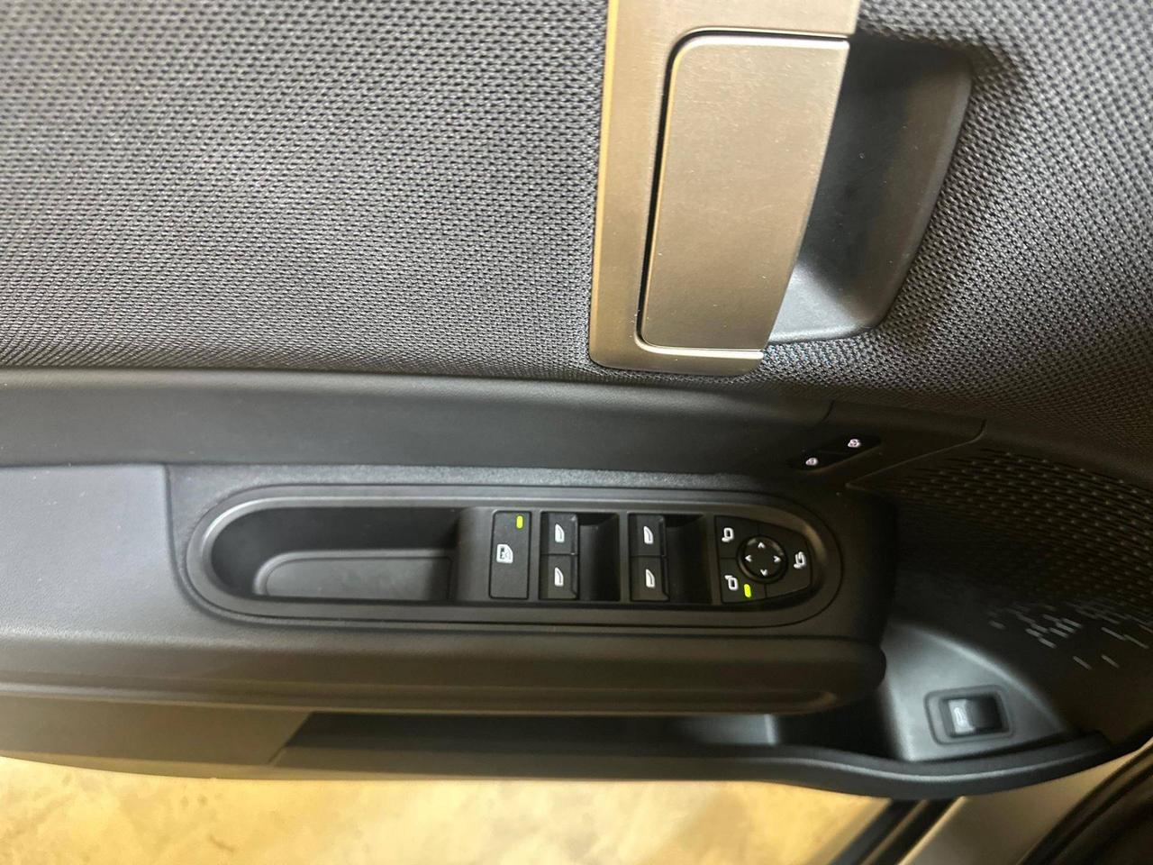 MINI Countryman D 48V "Pacchetto M" Classic