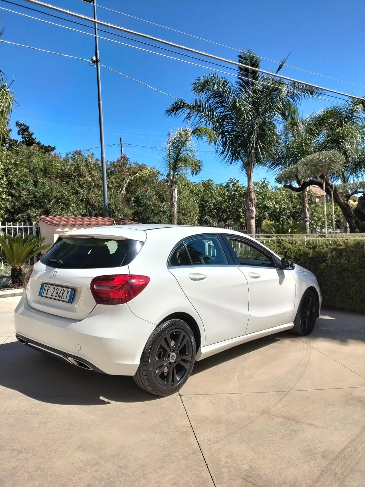 Mercedes-benz A 180 d Premium