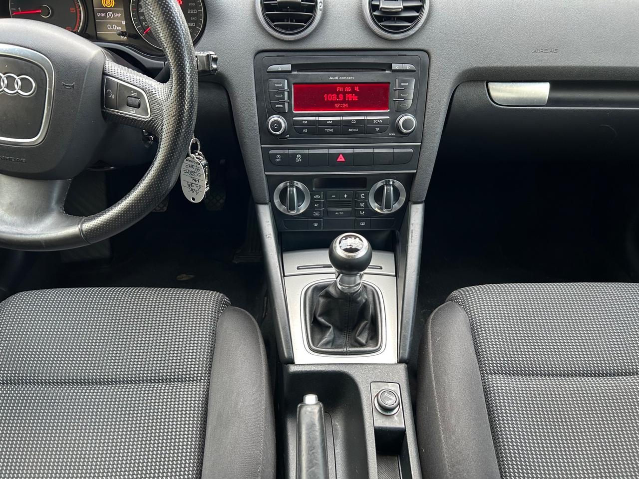 Audi A3 SPB 1.6 TDI 105 CV CR Ambiente Euro5