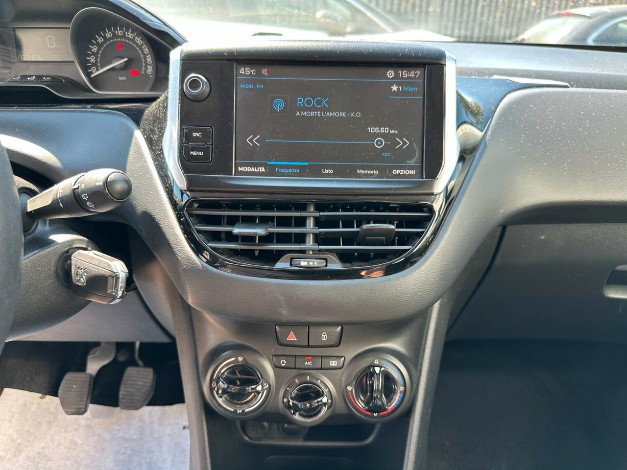 Peugeot 208 BlueHDi 75 5 porte Allure