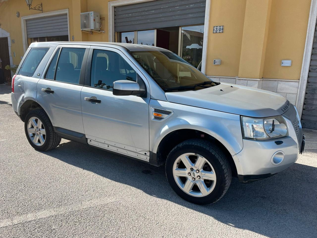 Land Rover Freelander 2 2.2 TD4 S