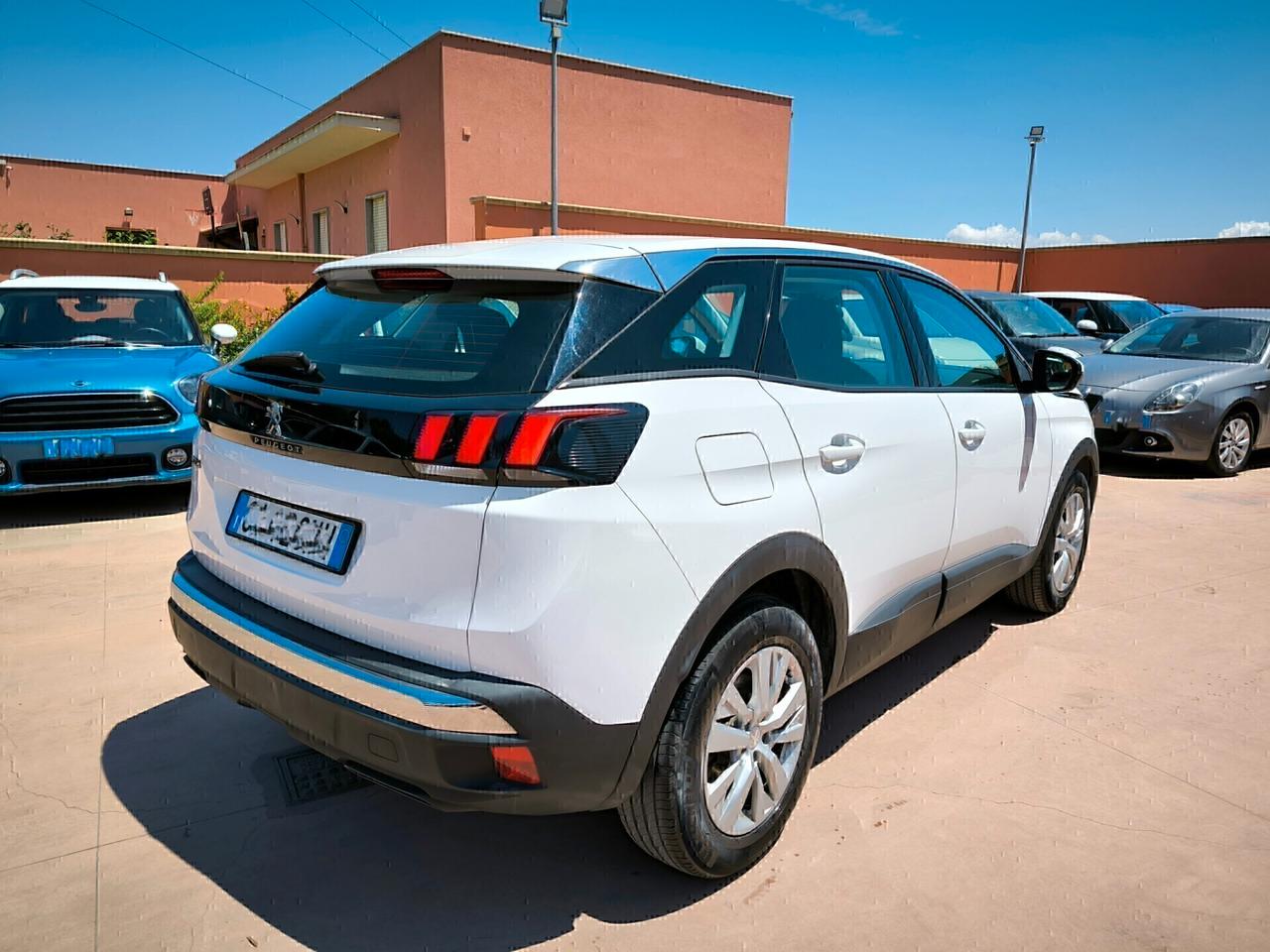 Peugeot 3008 BlueHDi 130 S&S Business