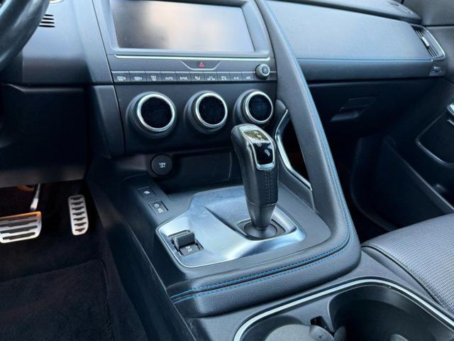 JAGUAR E-Pace 2.0D 180 CV AWD aut. R-Dynamic SE
