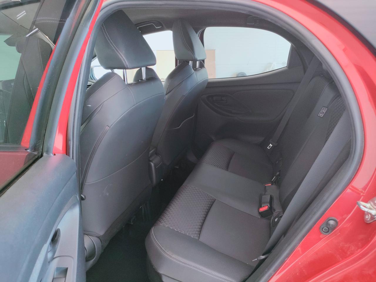 TOYOTA Yaris IV 2020 - Yaris 1.5h Style