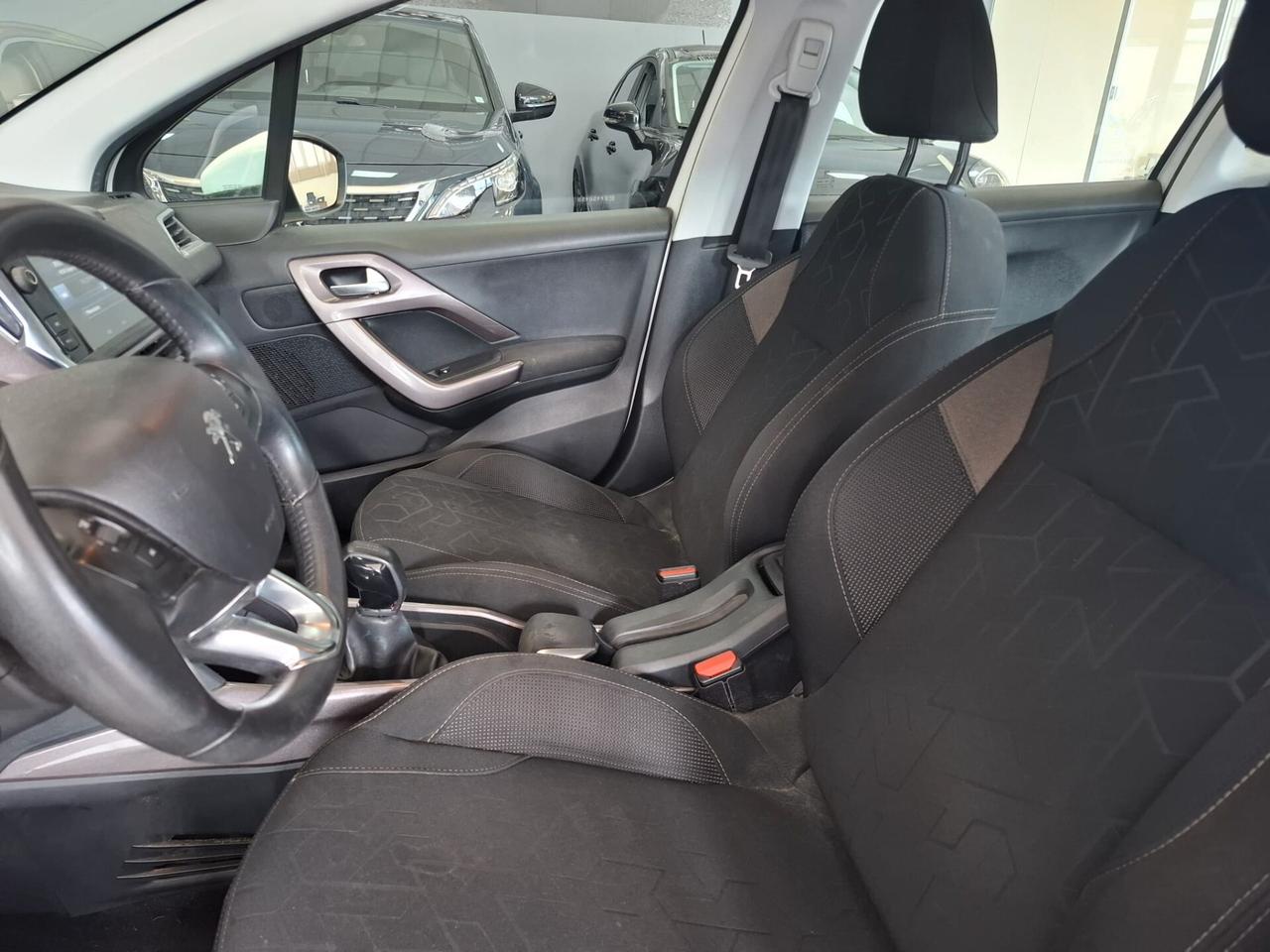 Peugeot 2008 Benzina Manuale