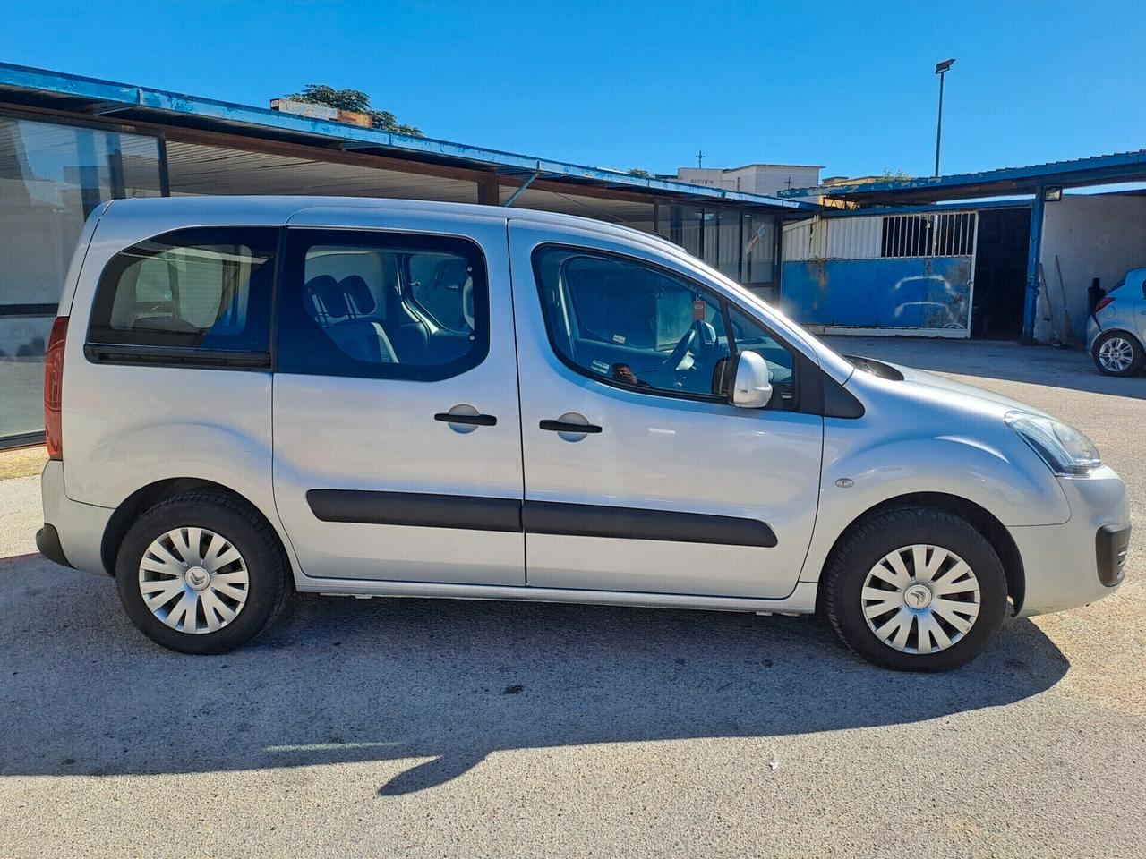 Citroen Berlingo 1.6 BlueHDi 100 autovettura