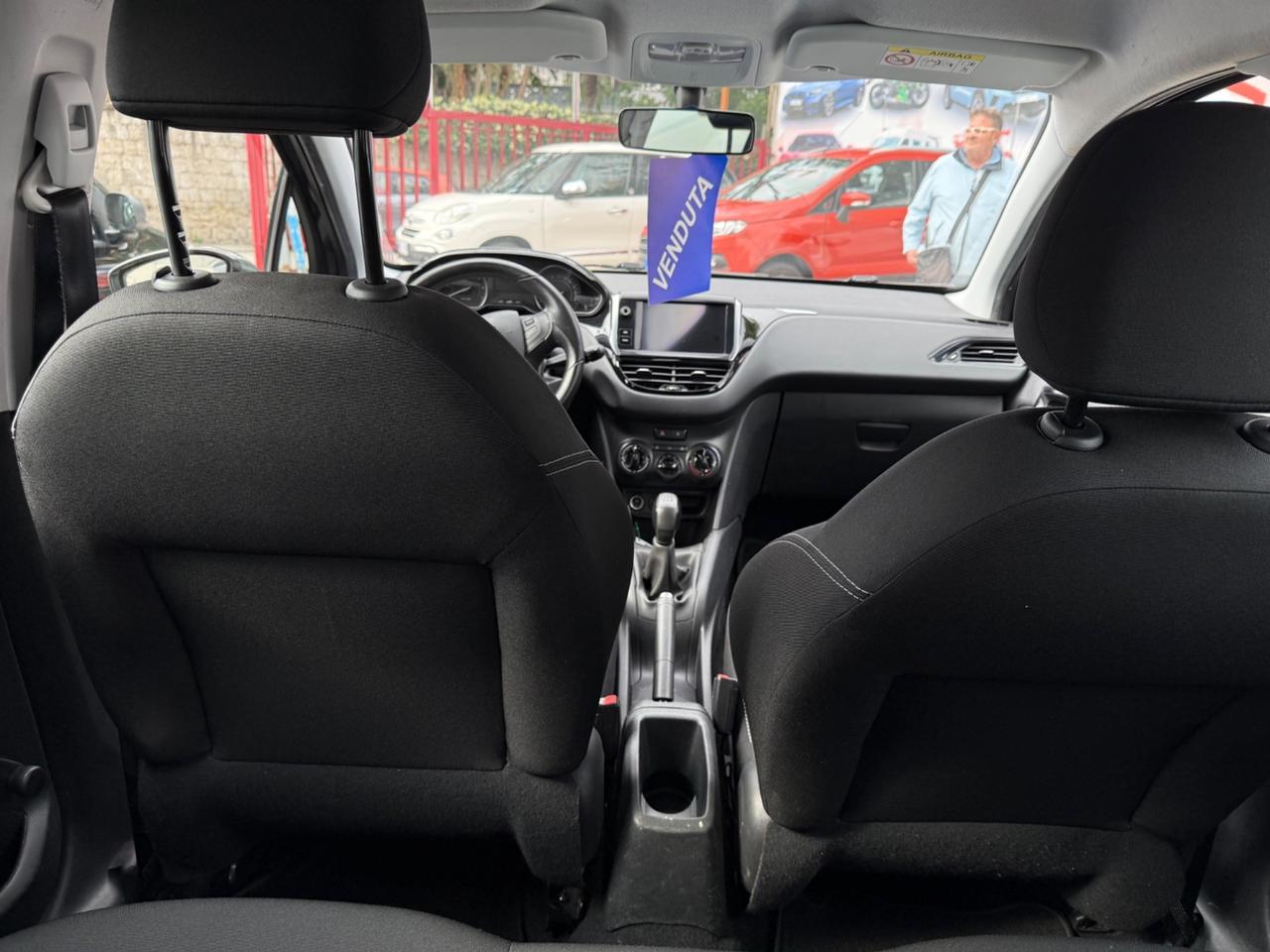 Peugeot 208 PureTech 82 5 porte Allure