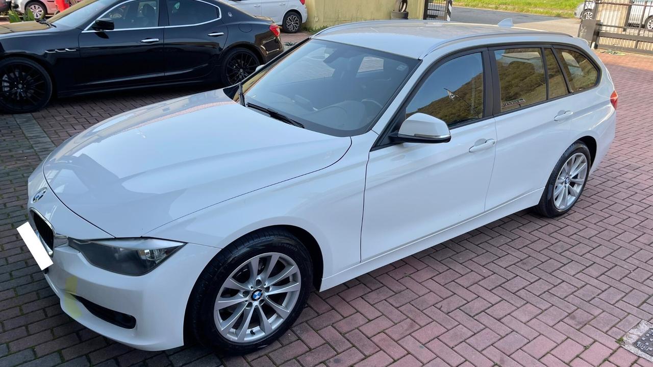 Bmw 118 118d 5p. Business
