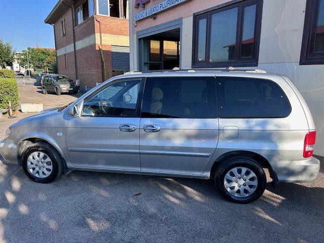KIA Carnival 2.9 16V CRDi cat Family 6 POSTI