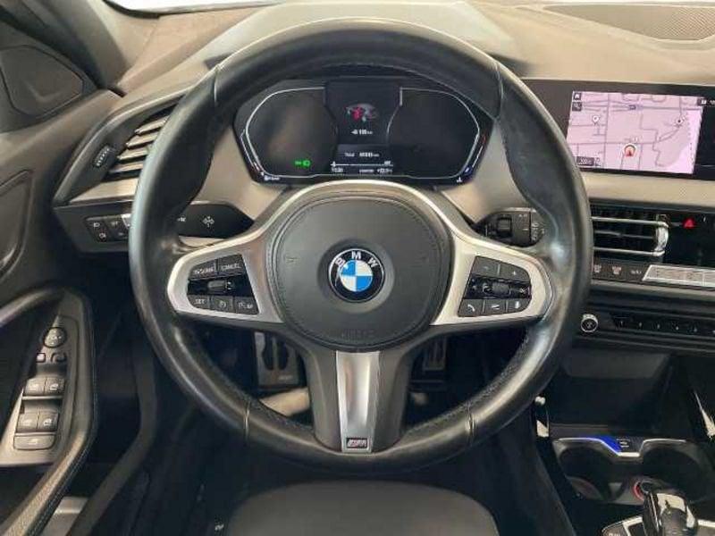 BMW Serie 1 F40 118d Msport auto