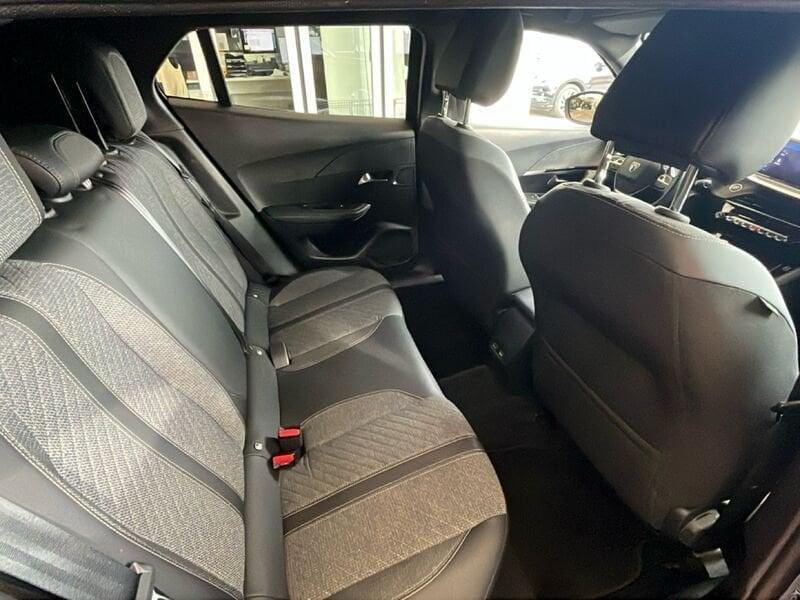 Peugeot 2008 BlueHDi 130 EAT8 Allure S/S