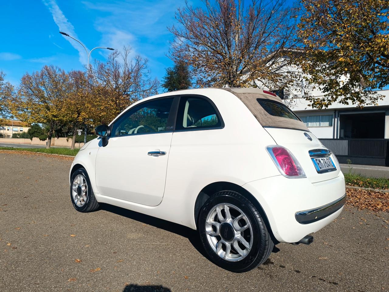 Fiat 500 cabrio 1.2 del 2012 SOLAMENTE 61.000 KM