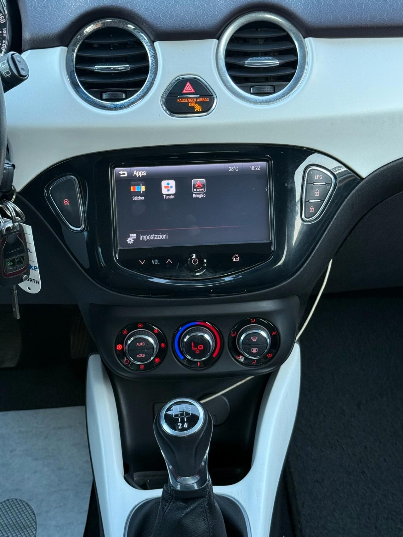 "UNA CHICCA" Opel Adam 1.4 87 CV GPL Tech