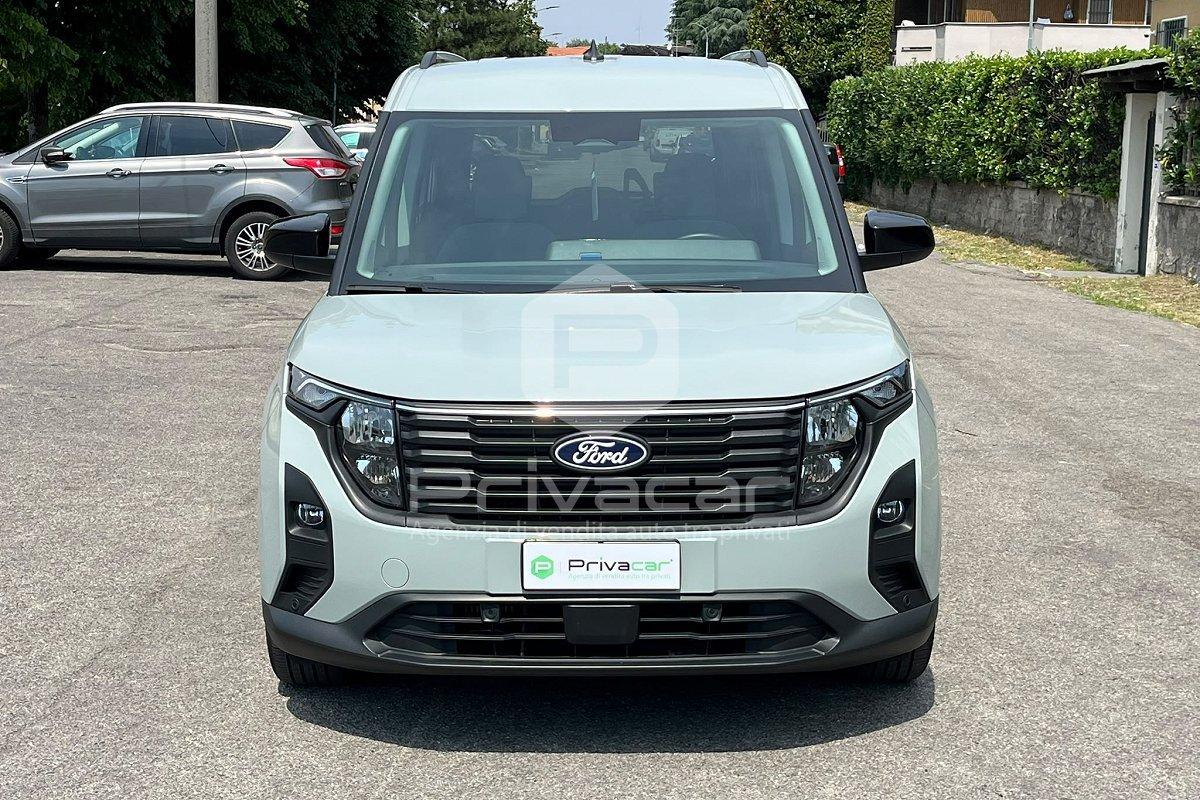 FORD Tourneo Courier 1.0 EcoBoost Titanium