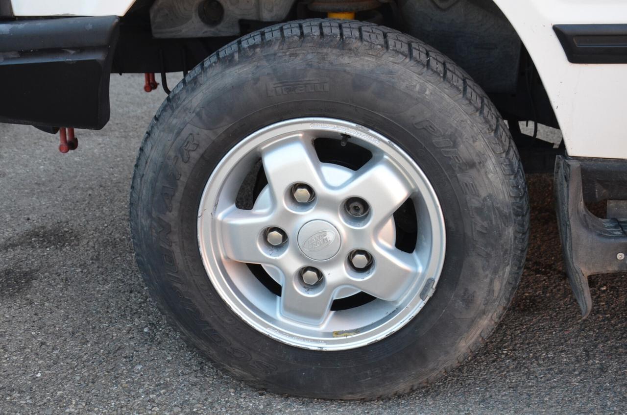 Land Rover Discovery 2.0i 16V cat 5 porte Luxury