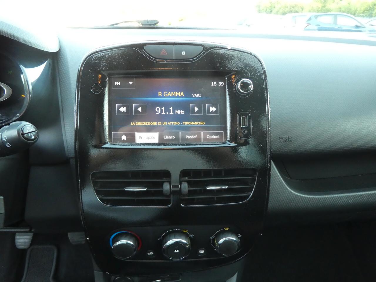Renault Clio 1.2 75CV GPL 5 porte Live OK NEOPATENTATI