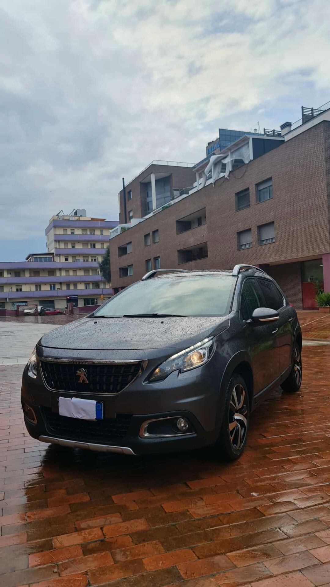 Peugeot 2008 Peugeot 2008 2008 1.6 bluehdi Allure 100cv TETTO CIEL PANORAMICO