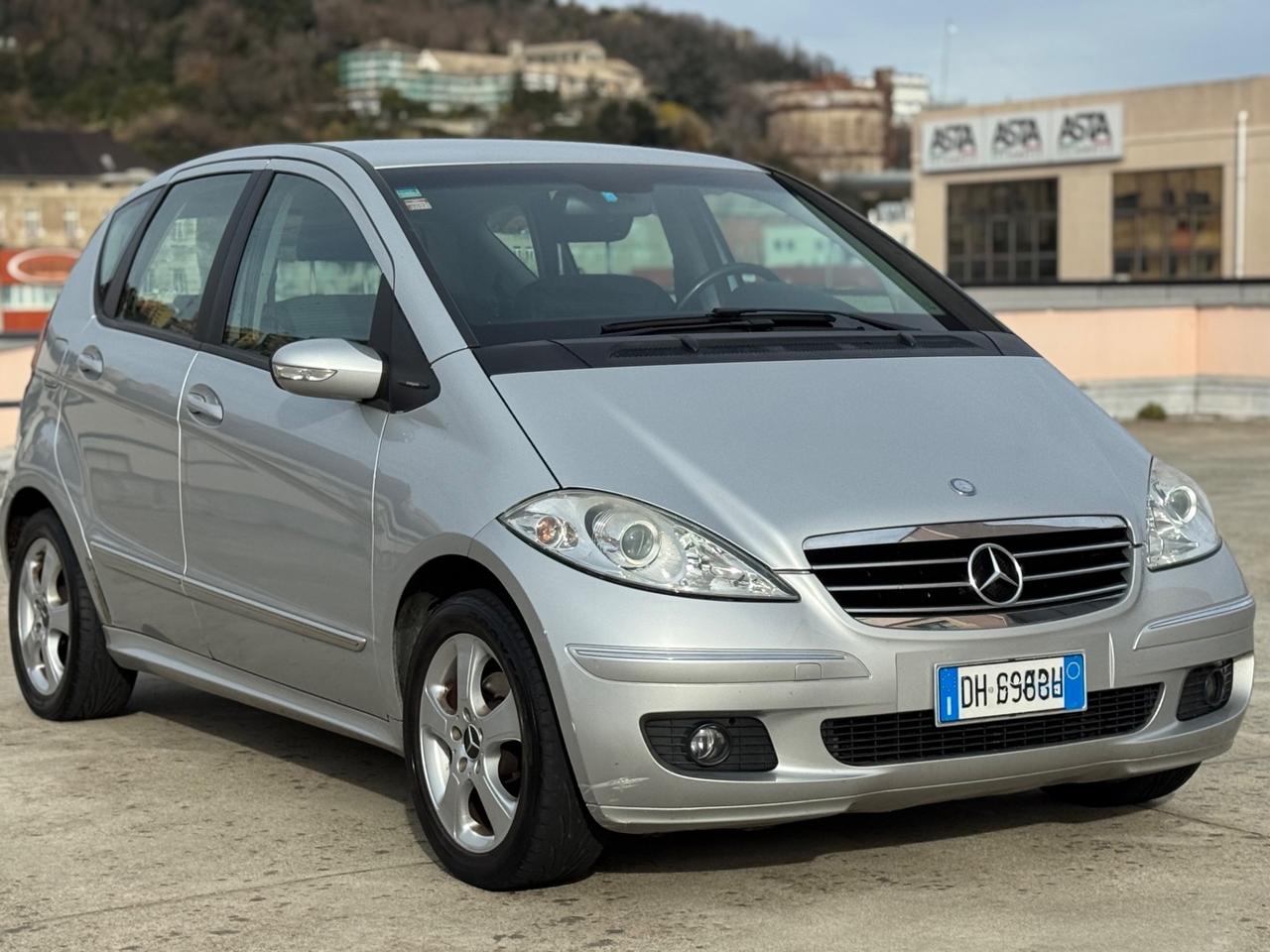 MERCEDES CLASSE A 150 BENZINA GARANZIA 12 MESI
