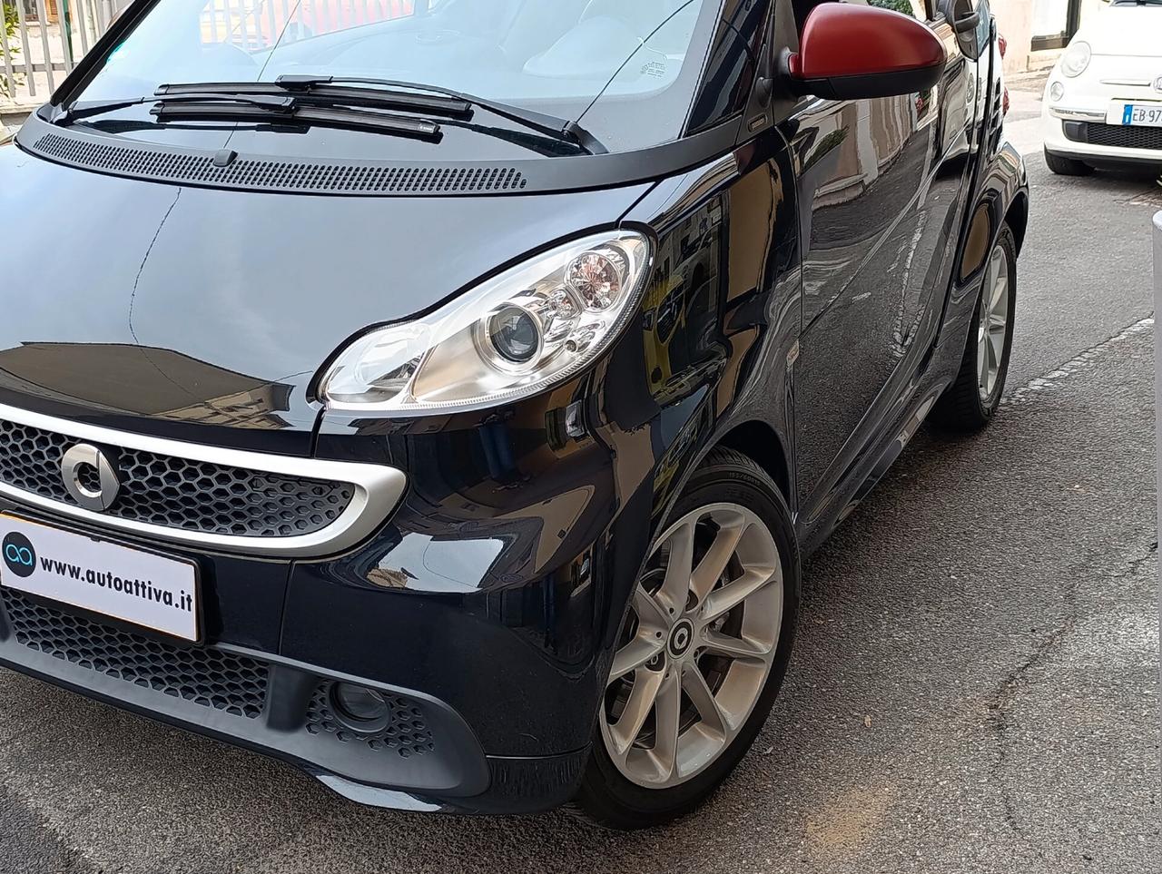 Smart ForTwo 1.0 71cv cabrio passion FL Capote Rossa