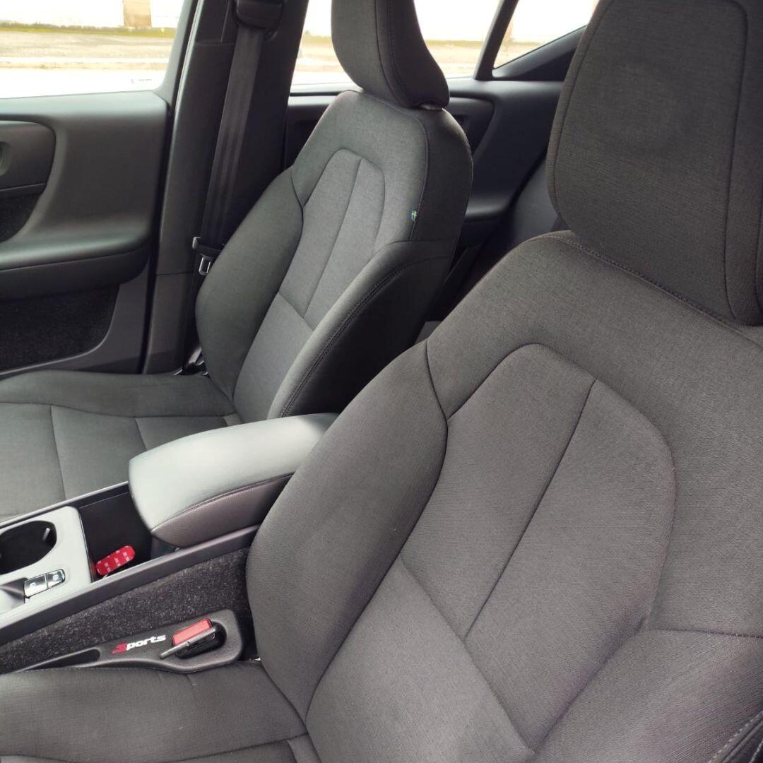 Volvo XC40 D4 AWD Geartronic Momentum