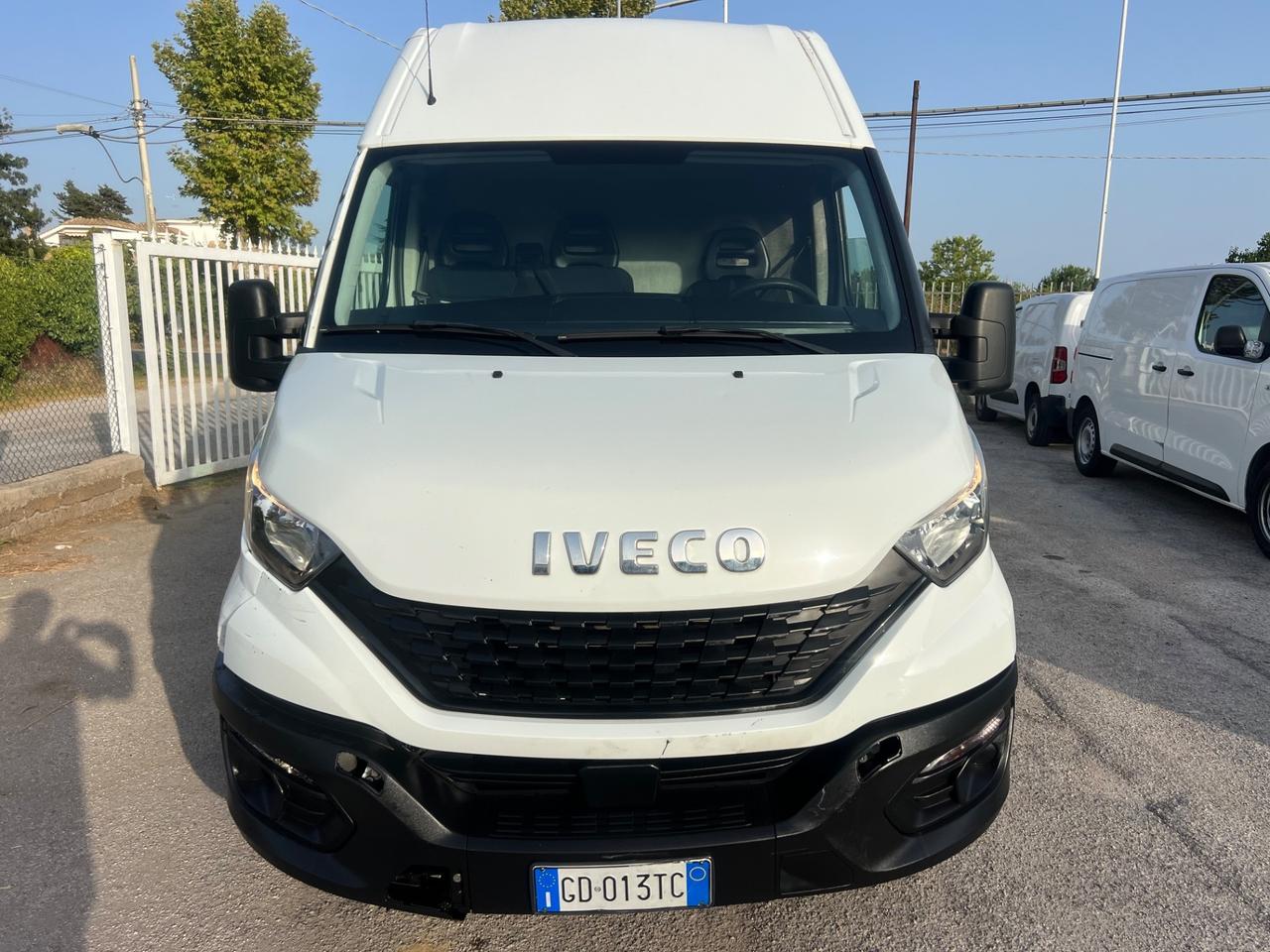 Iveco Daily 35S12 2.3
