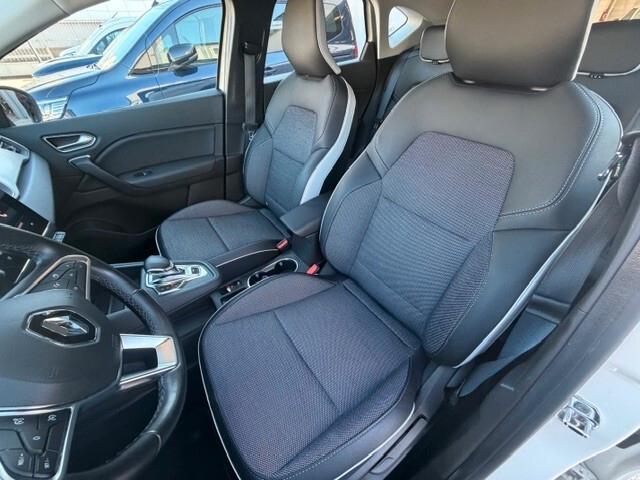 Renault Captur Plug-in Hybrid E-Tech 160 CV Intens