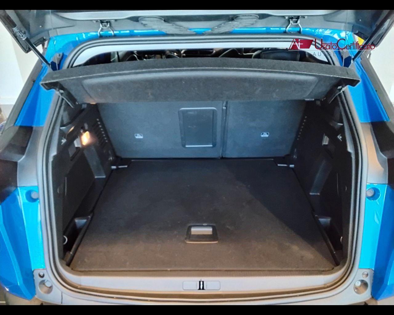 PEUGEOT 3008 BlueHDi 130 S&S Allure