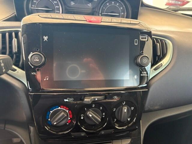 Lancia Ypsilon 1.0 FireFly 5 porte S&S Hybrid Gold Plus