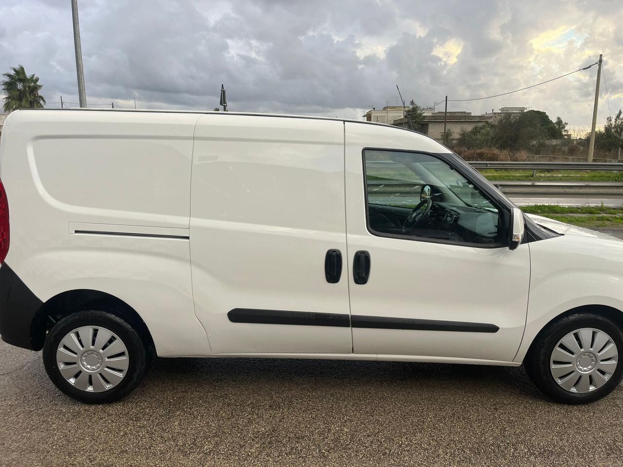 Fiat Doblò 1.6 MJT Maxi Unipro - 2016