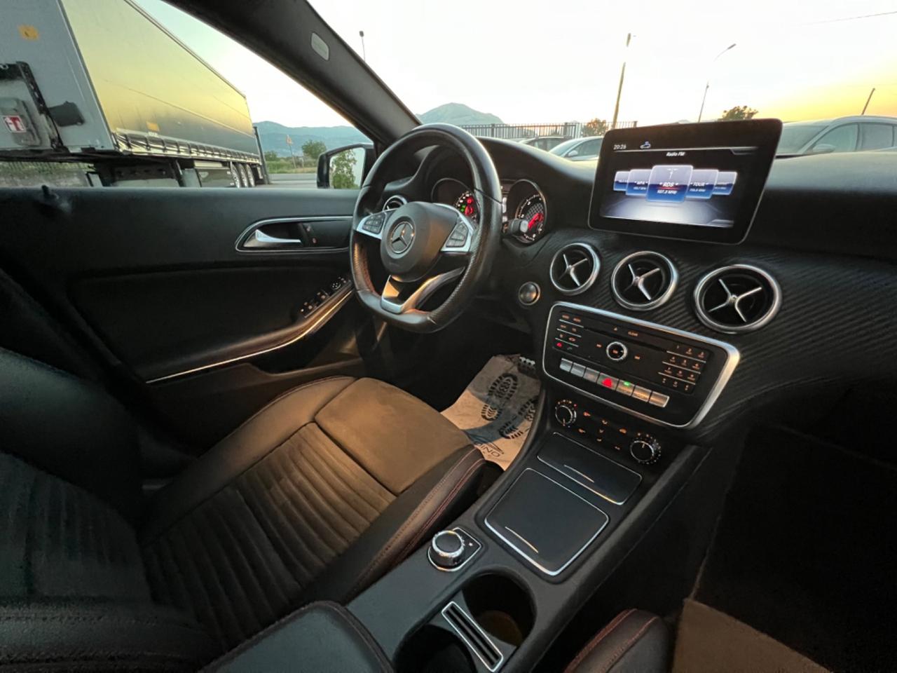 Mercedes-benz A 200 A 200 d Automatic 4Matic Premium