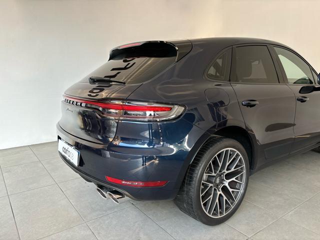 PORSCHE Macan 2.0