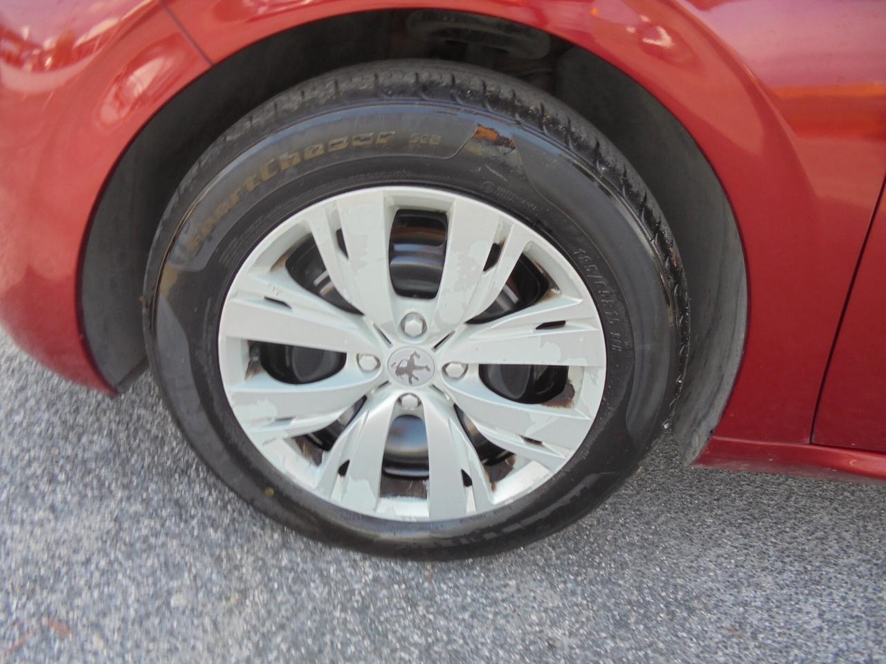 Peugeot 208 1.2 VTi 82 CV 5 porte Active
