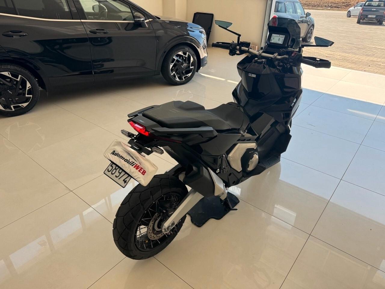 Honda X-ADV 750