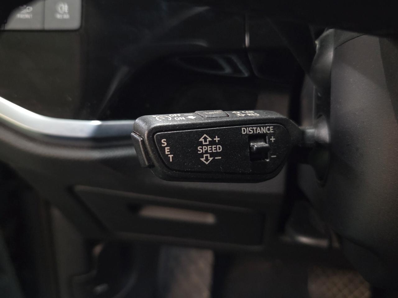 Audi Q3 45 TFSI e S tronic Business