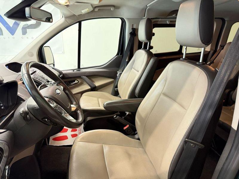 Ford Tourneo Custom 310 2.0 TDCi 170CV aut. PC Titanium