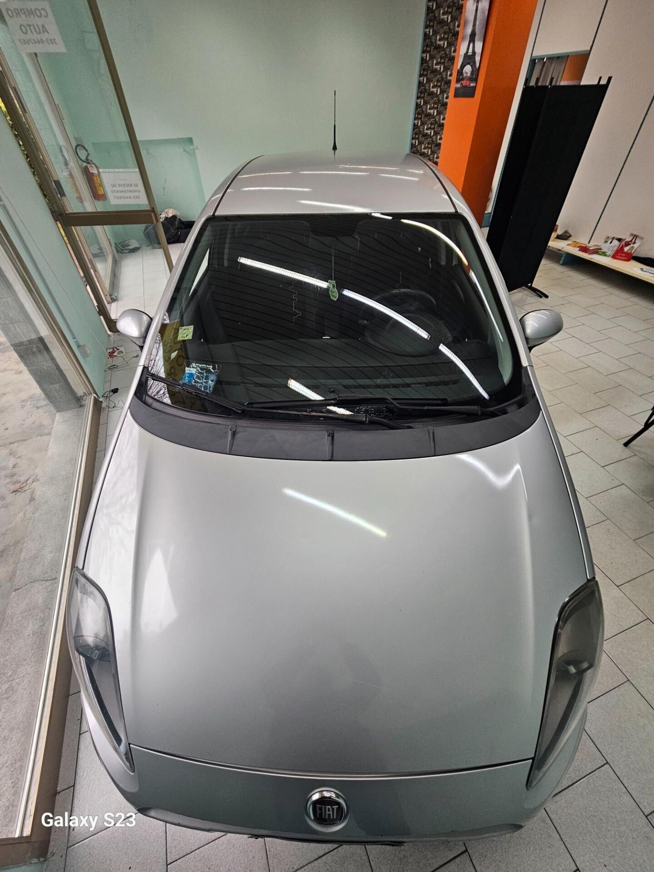 Fiat Punto 1.4 8V 5 porte Natural Power Street