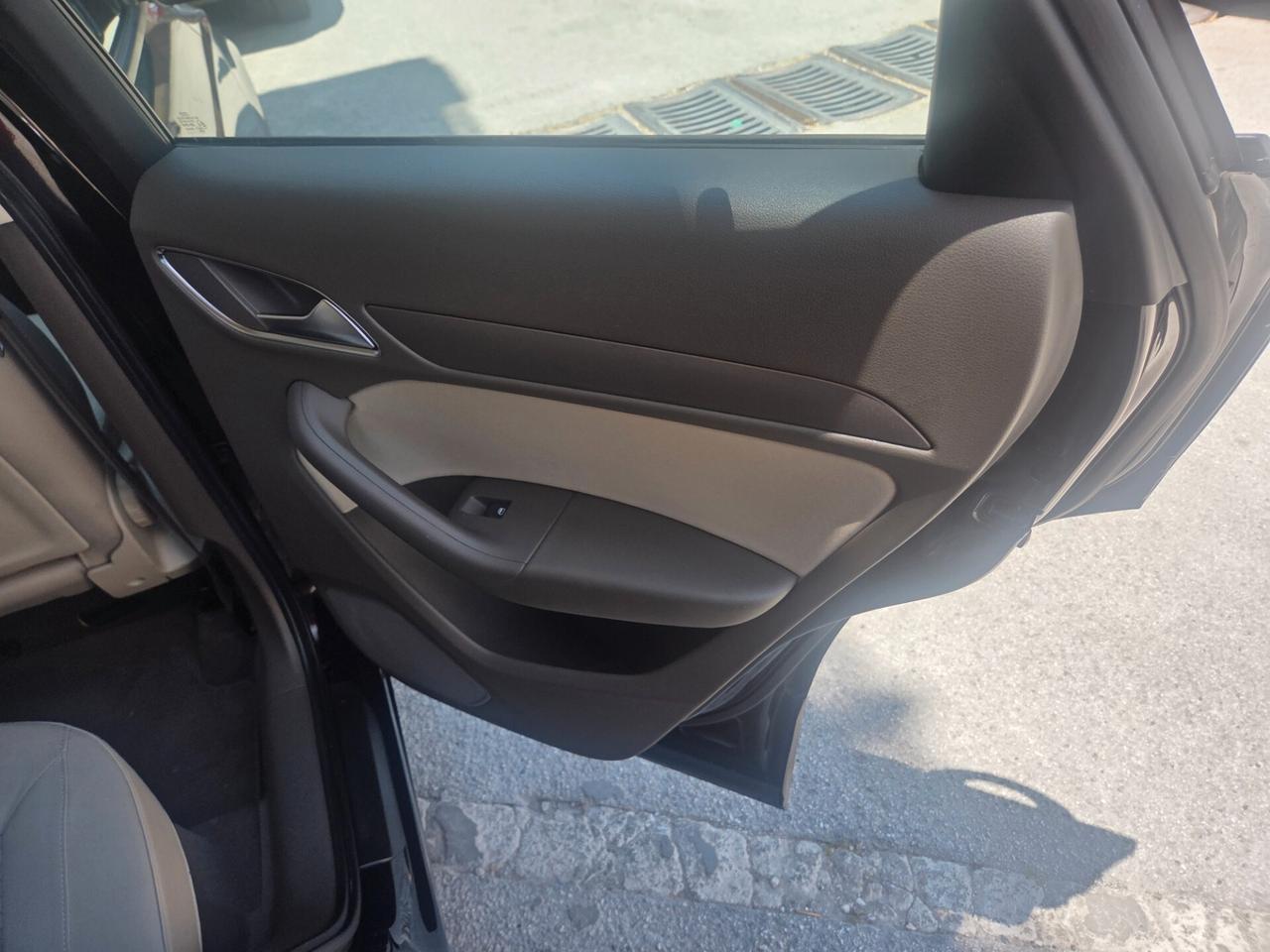 AUDI Q3 ANNO 2014 2.0 TDI 140 CV LED NAVI KMCERTIF