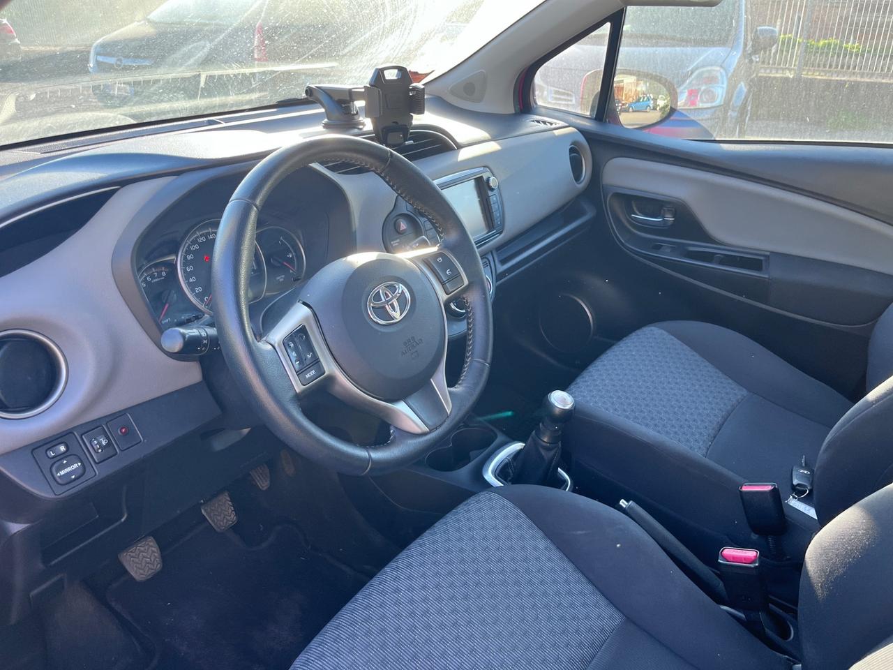 Toyota Yaris 1.0 5 porte