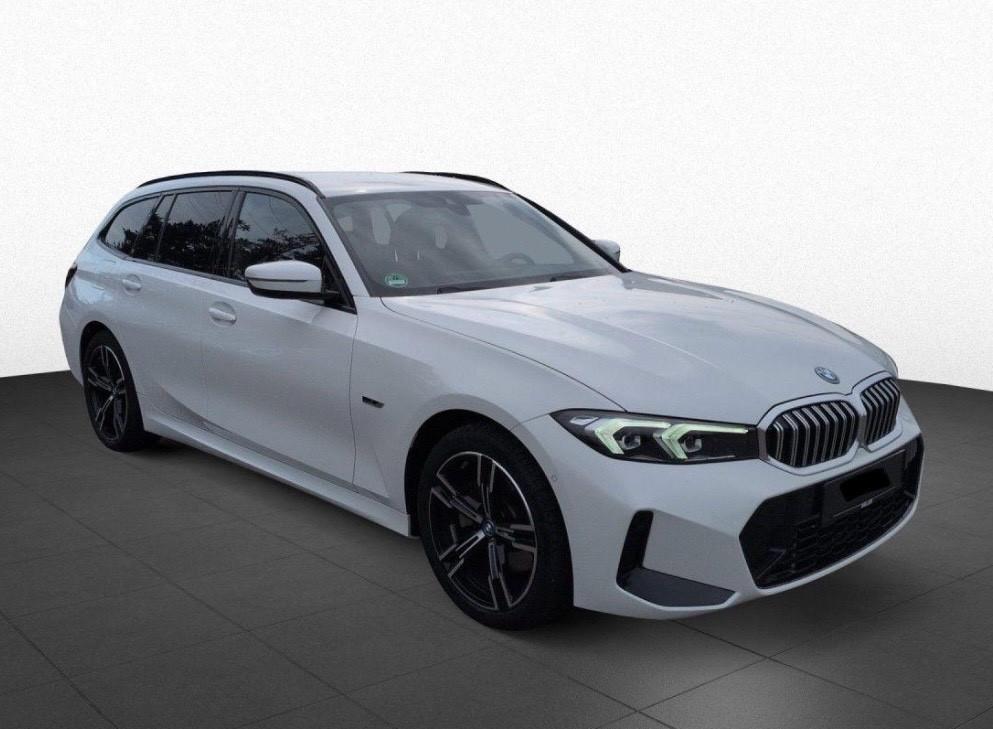 BMW 320 e Touring M SPORT