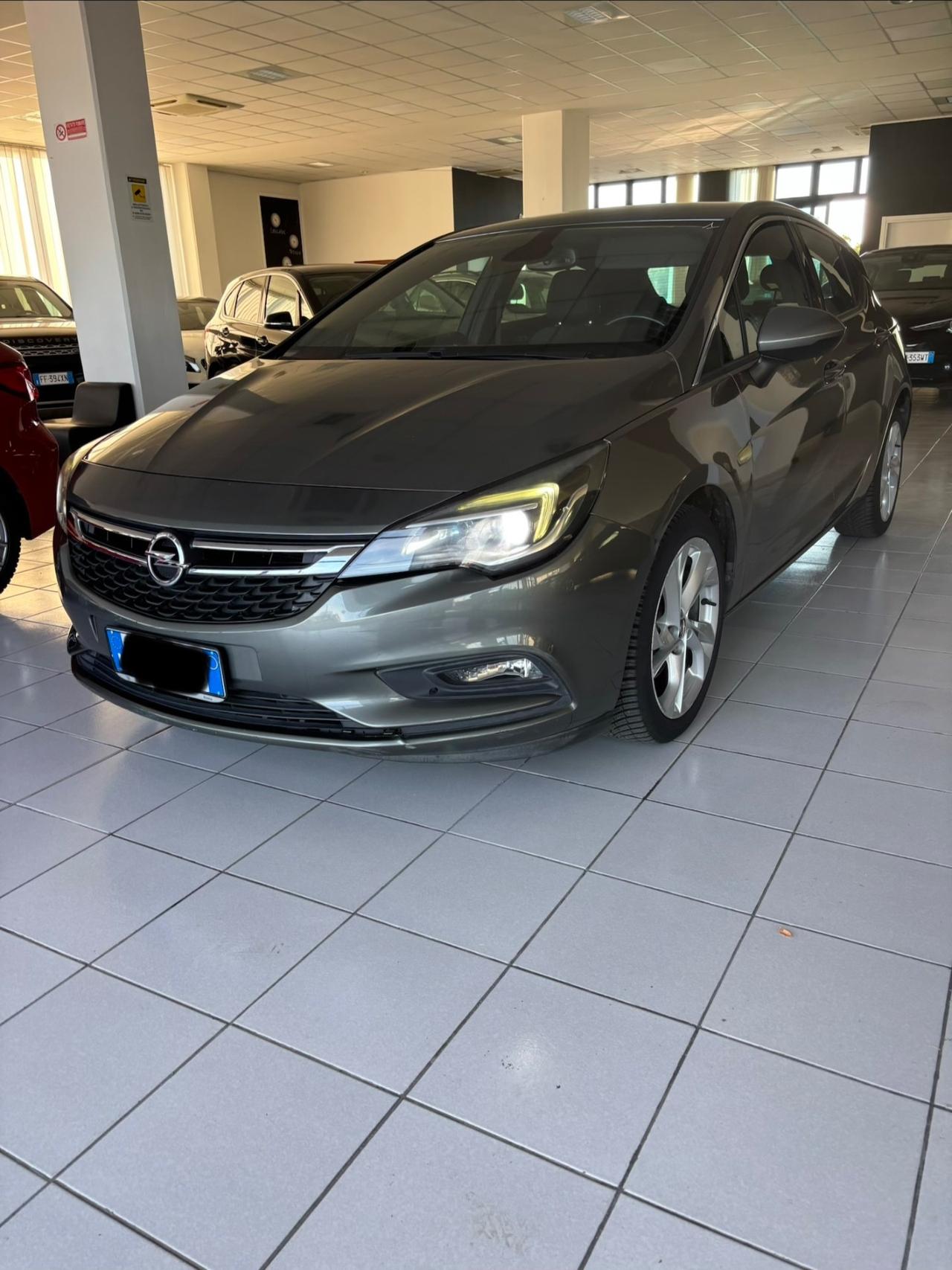 Opel Astra 1.6 CDTi 110CV Start&Stop 5 porte Innovation
