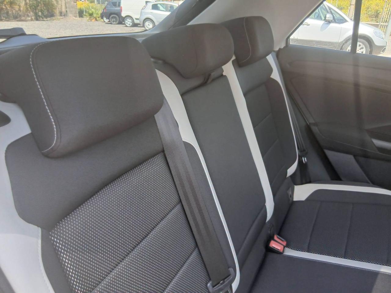 Volkswagen T-Roc 1.6 TDI SCR Advanced BlueMotion Technology