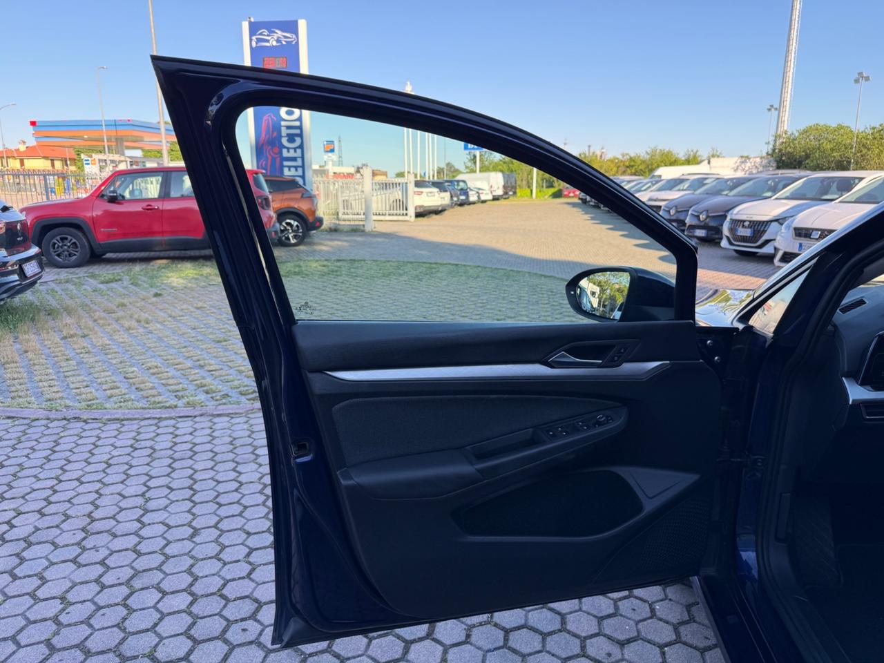 Golf Variant 2.0 TDI SCR DSG Life OK NEOPATENTATI