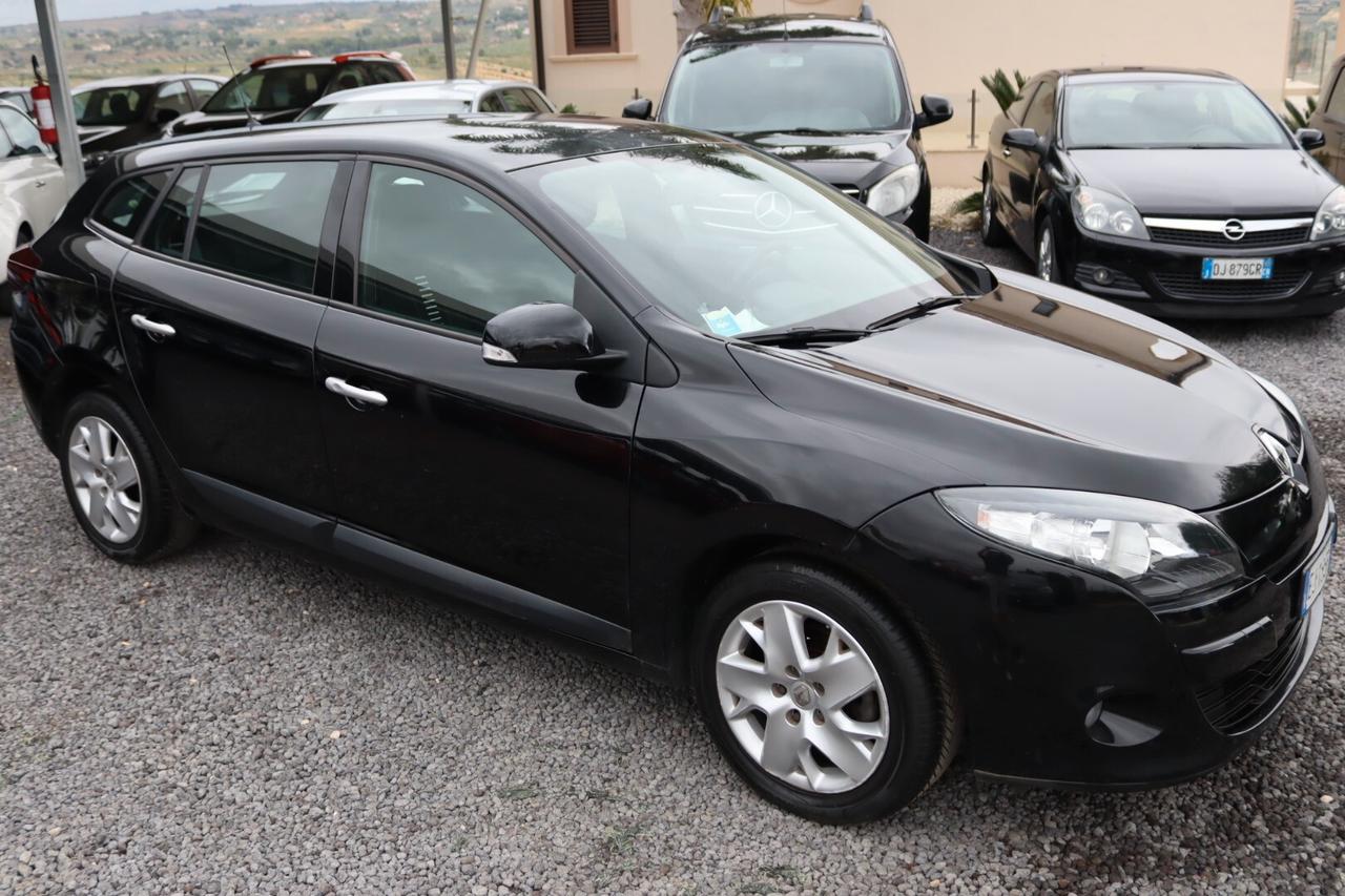 Renault Megane Mégane 1.5 dCi 110CV SporTour Attractive