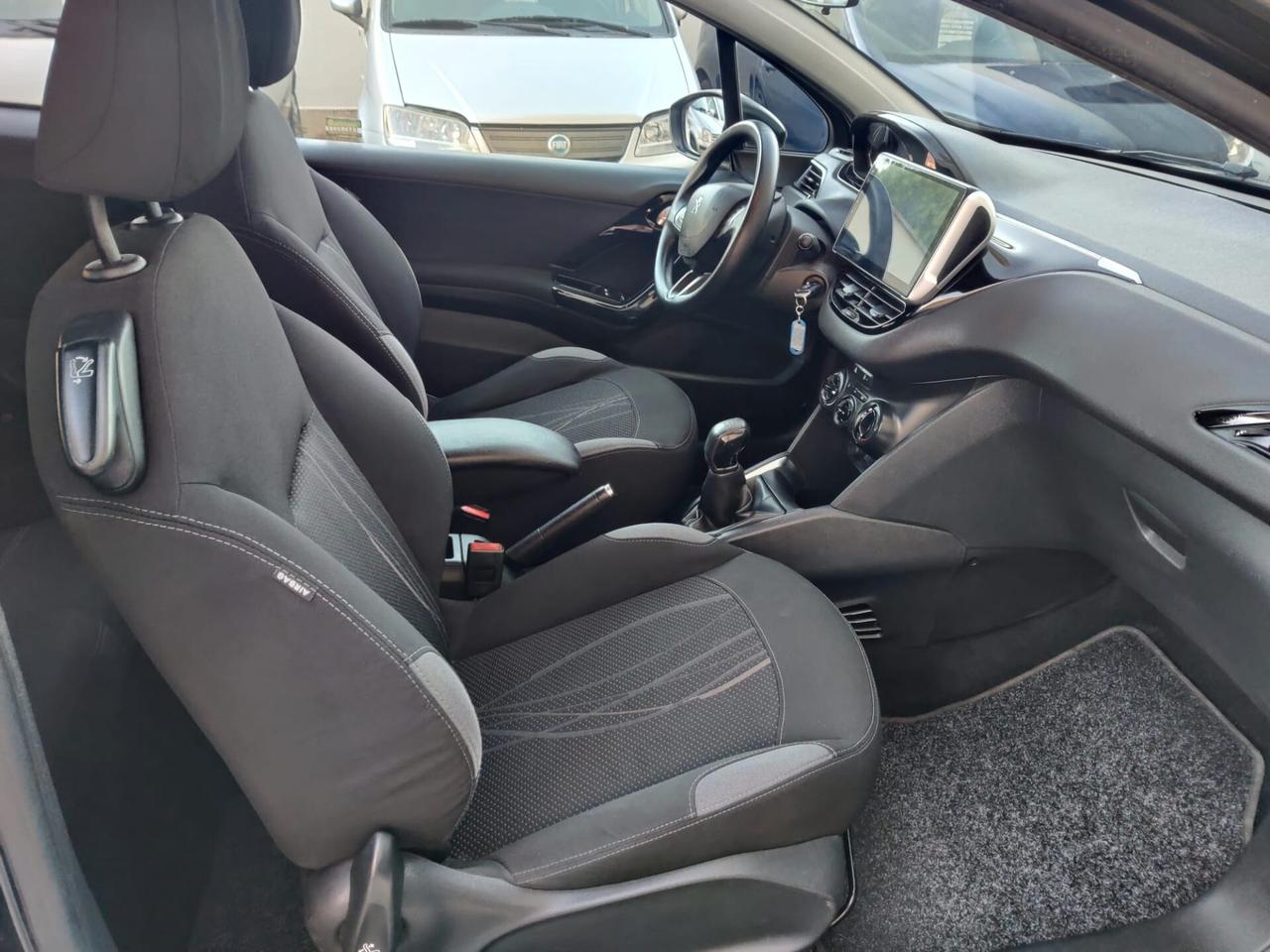 Peugeot 208 1.4 HDi