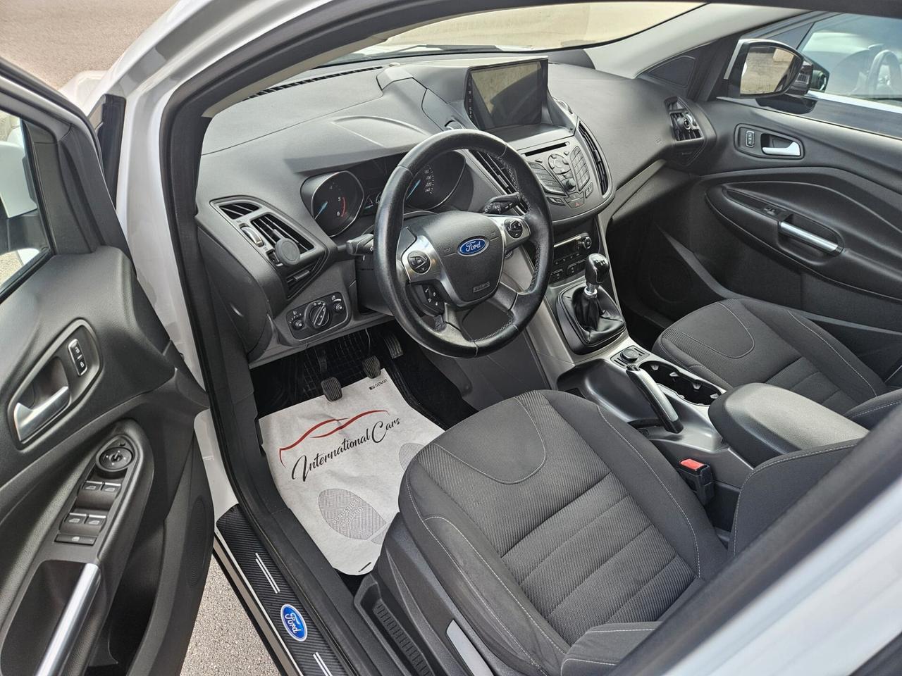 Ford Kuga 2WD 2.0 88kw 120cv FULL