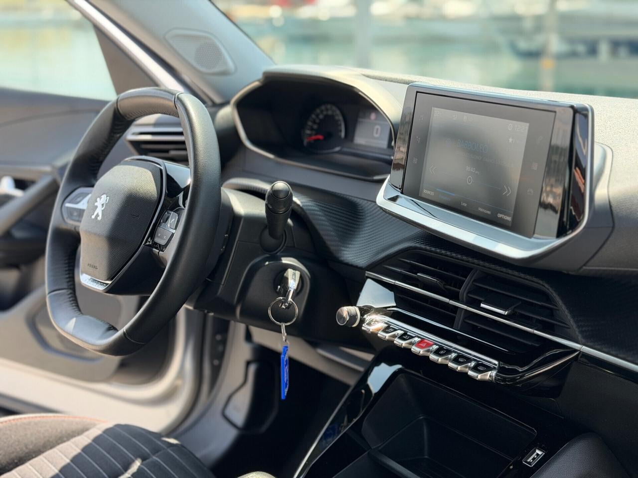 Peugeot 2008 BlueHDi 1.6 HDI 110 cv 2022 garanzia 12 mesi