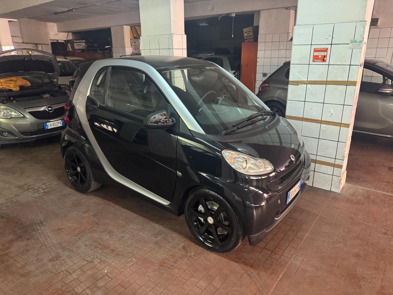 Smart ForTwo 1000 52 kW coupé limited two