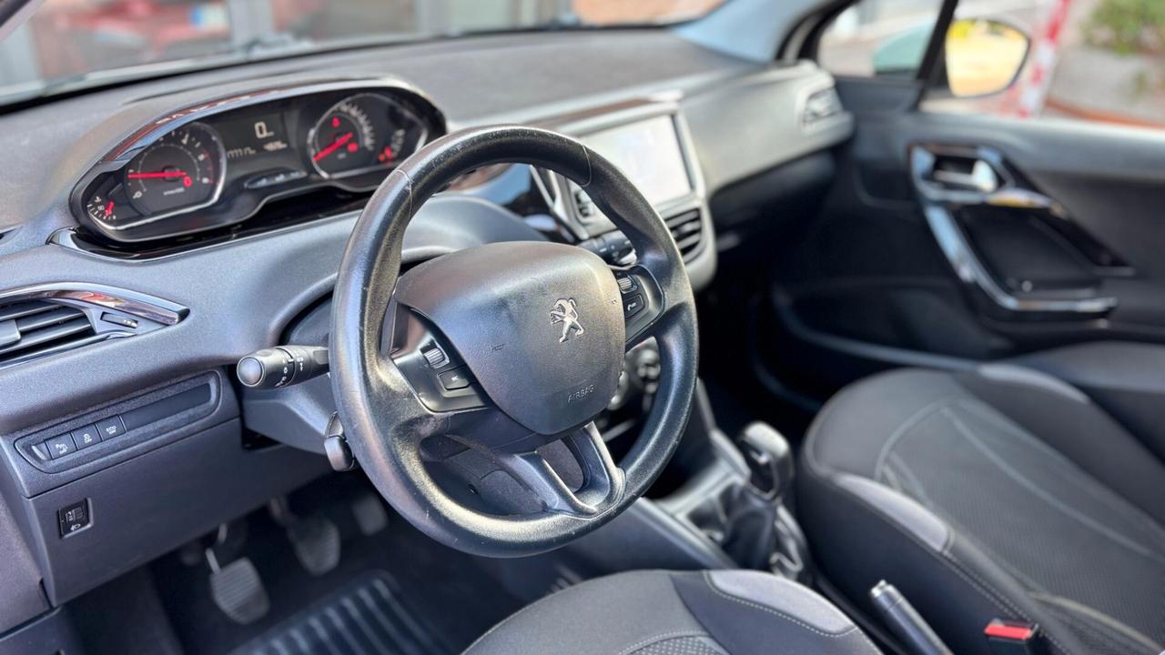 Peugeot 208 1.6 HDi 92CV 5 porte